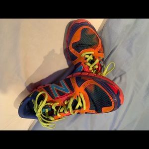 Women’s New Balance tennis shoe